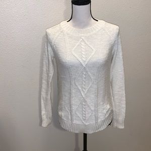 SO light cream long sleeve knit sweater